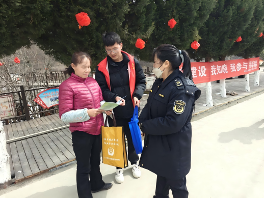巾帼不让须眉 “法”润三八妇女节