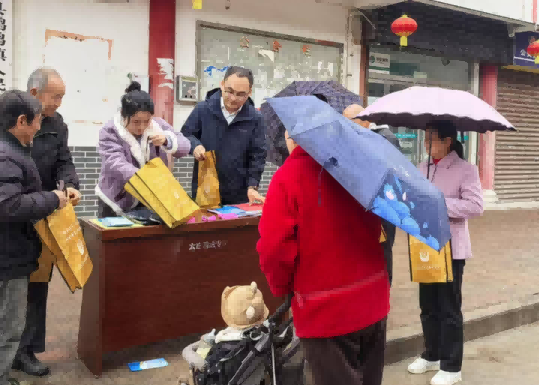 科技普法暖乡间 法治护航千万家